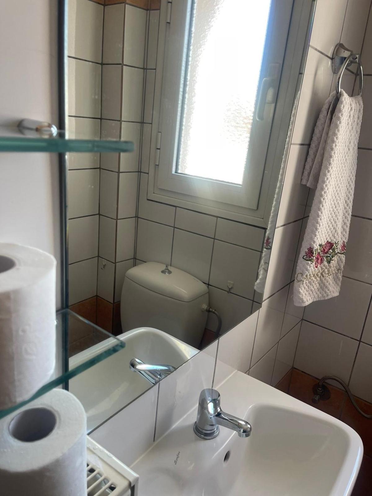 טריקלה Bright Apartment, Spacious Near The Center מראה חיצוני תמונה