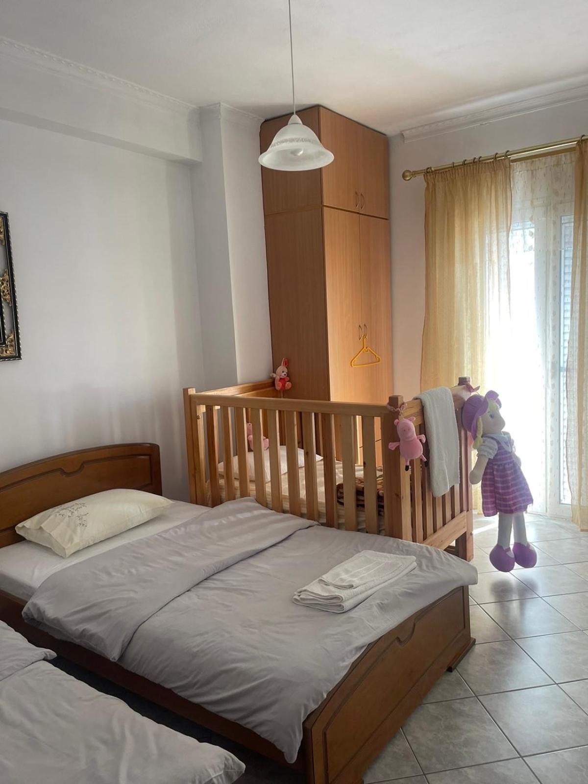 טריקלה Bright Apartment, Spacious Near The Center מראה חיצוני תמונה